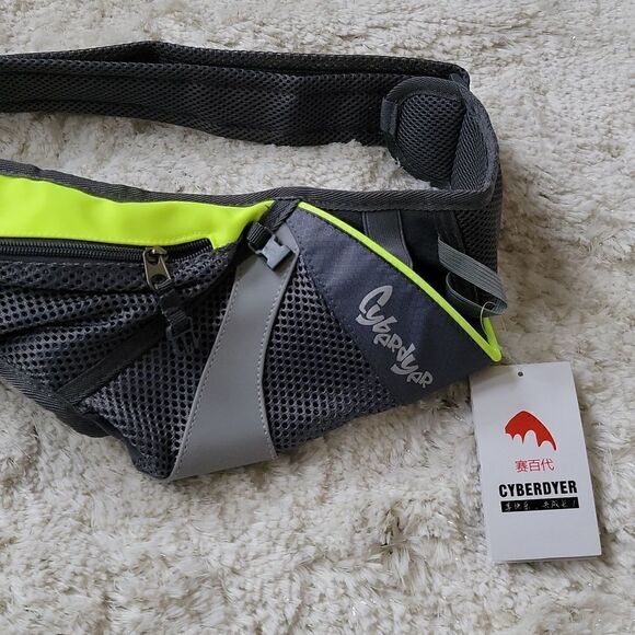 CYBERDYER WAIST HYDRATION PACK - NEW WITH TAGS - Picture 4 of 9